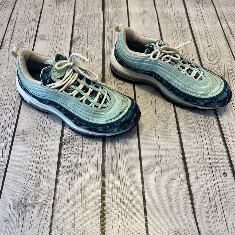NIKE WOMENS AIR MAX 97 RUNNING SHOES SIZE 10 #DX3366 300